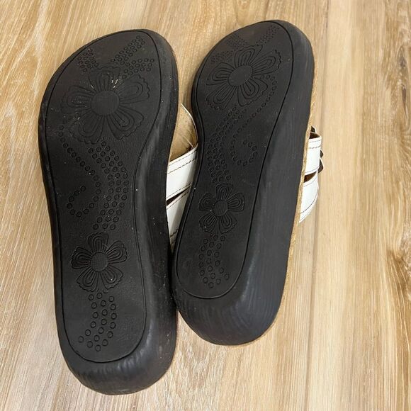 CLIFFS BY WHITE MOUNTAIN Women’s Cove White Thong Sandals Size 6.5 - Picture 5 of 5